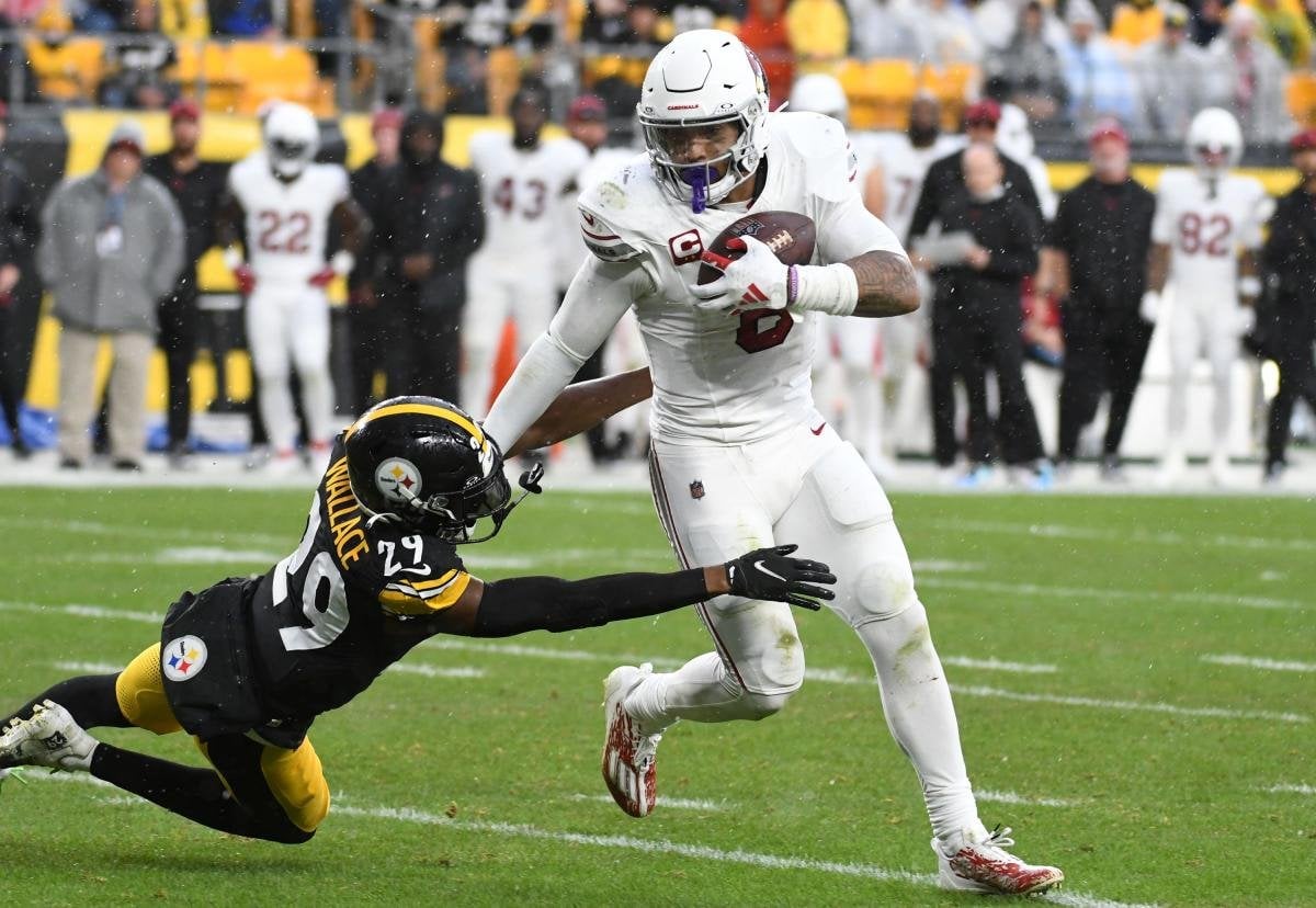 RB James Conner basks in glow of homecoming and stars in Cardinals' win over Steelers