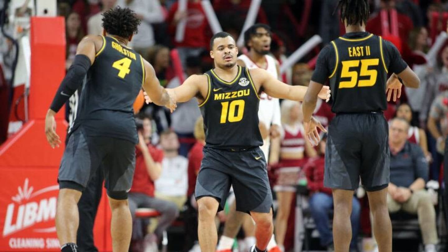 Missouri Basketball: 3 takeaways from Tigers road loss at Kansas
