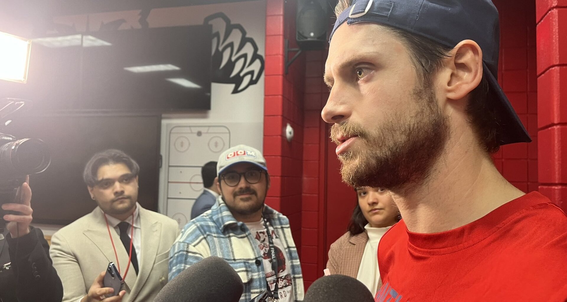 OEL on scoring his 7th goal of the season: “It’s always nice to score goals. I try to do my part out there. I don’t even think about the points. I just try to play my game, to play good defense. I know everything else will come when I do that.”