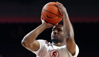 Bronny James makes USC debut with his dad cheering courtside months after cardiac arrest Bronny James said he was “thankful” for “everyone that’s helped me through this” after his collegiate debut Sunday night on the same court where he collapsed in July.