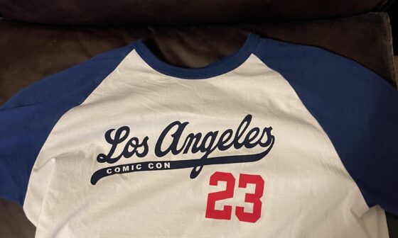 Got the clean Dodgers Themed LA Comic Con shirt this past weekend