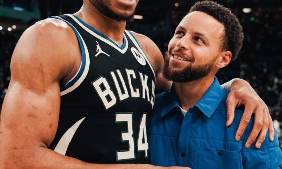 I just wanna find someone who looks at me the way Steph looks at Giannis ❤️