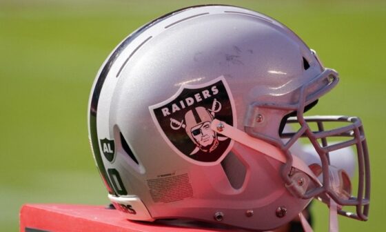 Raiders request interview with Buccaneers QB coach Thad Lewis