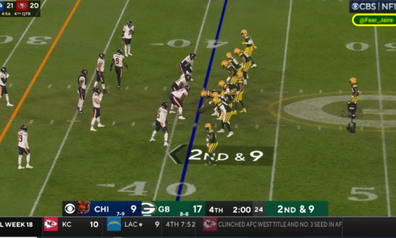 [Radio Call] Aaron Jones with a dagger to send the Packers to the playoffs!