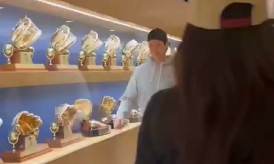 Andrew Friedman, Ohtani and Ippei spotted during stadium tour