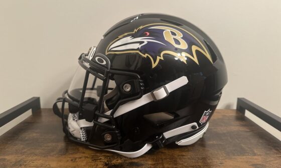 Another custom helmet build! You’re soon to be 2x MVP Lamar Jackson!