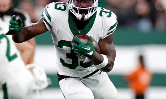 [Pelissero] Four-time Pro Bowl RB Dalvin Cook and the #Jets have mutually agreed to part ways, allowing Cook the opportunity to play for a playoff team, per his agency @LAASportsEnt . The dynamic playmaker has fresh legs after minimal usage in NY and can now compete for a Super Bowl.