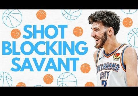I made a breakdown of Chet's shot-blocking this year!