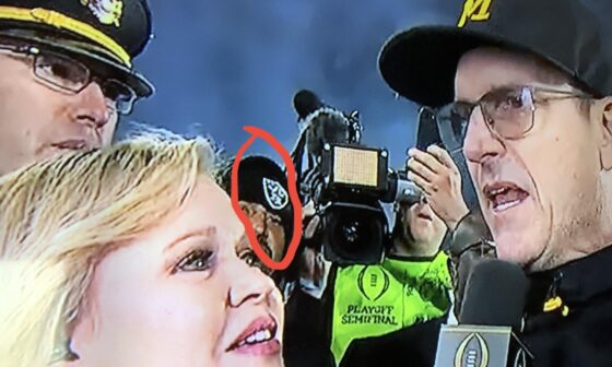 Alright…Was watching the Rose Bowl, and was just wondering…Which one of you guys is THIS..?!? 😂😂😂