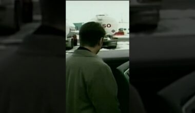 Bourque arrives in style! 😎✈️ | Retro Recap