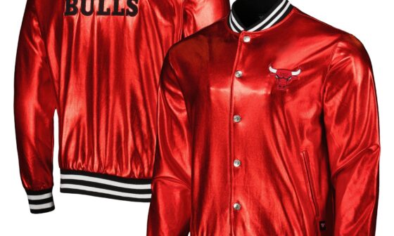 New Bulls Jacket, someone have a reale photo?