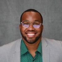 [Devin Jackson] The #Eagles met with #Washington OT Troy Fautanu after his pro day, per Tony Pauline. Worth noting that Jeff Stoutland put Fautanu and other linemen at the NFL Combine through on-field workouts, several people saw Stout being enamored w/him.