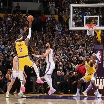 LeBron James All-Time Scoring Rim To Sell For Over $200,000