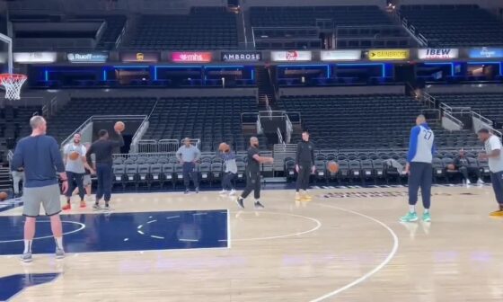 [Highlight] Rudy Gobert goes 6/6 from 3 during shoot around before the Pacers game tonight