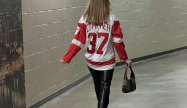 Siblings Jesse & JT Compher wore their respective jerseys ahead of their games today, both in Pittsburgh