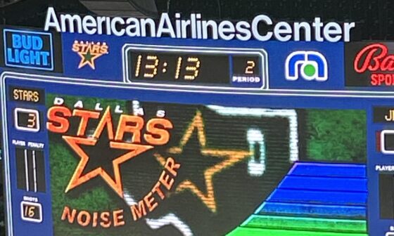 Me and dad are at the Stars vs Jets game, and are these old AAC videos on retro night?