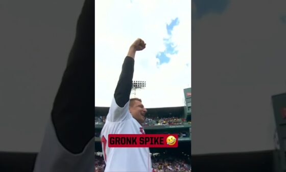 An epic first pitch from Gronk 😤