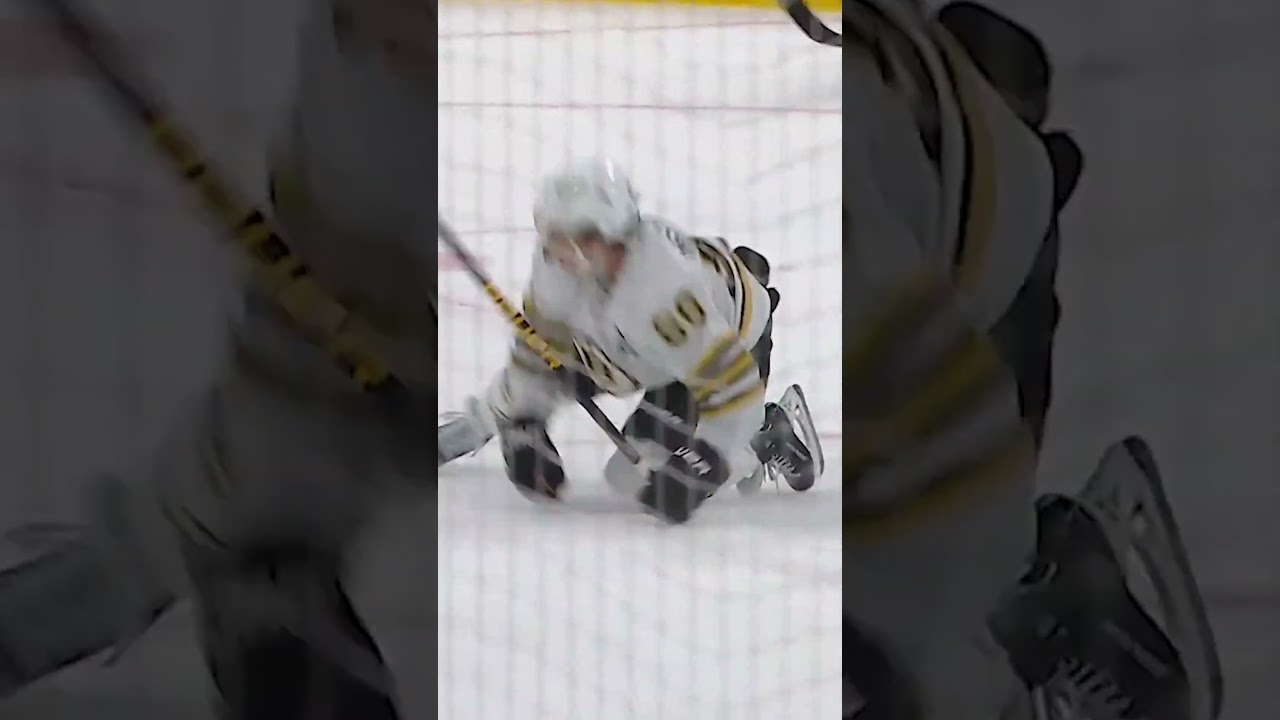 No easy shifts in the playoffs! 😤😤😤