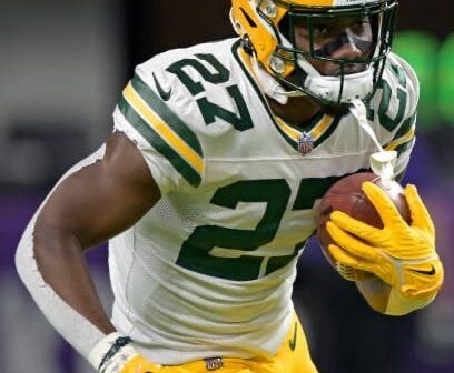 [Schefter] The 49ers are signing former Green Bay Packers RB Patrick Taylor Jr. to a one-year deal, per source. After facing the 49ers in the playoffs, Taylor now joins them.   Taylor’s agent @chriscabott of @equitysports confirmed the deal.