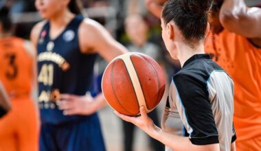A Friendly Touch from Teammates Boosts Free Throw Success, Study Finds