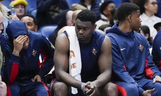 Zion Williamson dealing with finger injury during Pelicans' playoff push
