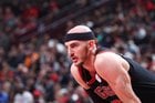 [Wojnarowski] Chicago Bulls guard Alex Caruso has a “significant” right foot sprain and his availability vs. Miami on Friday with the 8th-seed on the line is in doubt, source tells ESPN. Andre Drummond stepped on foot vs. Hawks in Play-In victory tonight.
