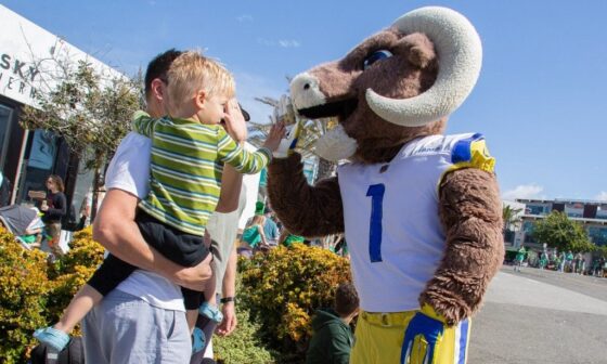 Rams Draft Experience brings NFL football to the beach with recreation of SoFi field
