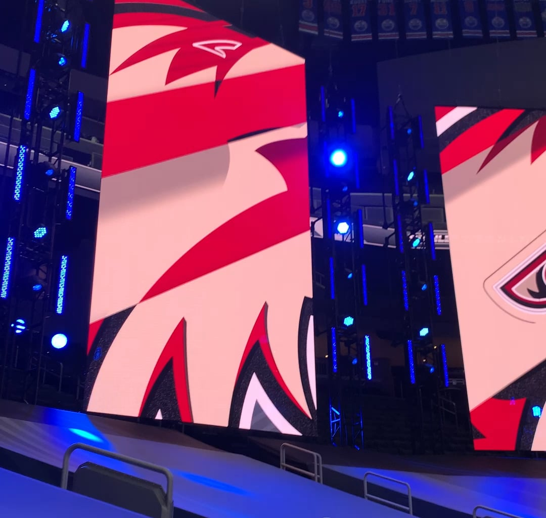 Both Coyotes logos on LED’s during the 2020 Stanley Cup Playoffs