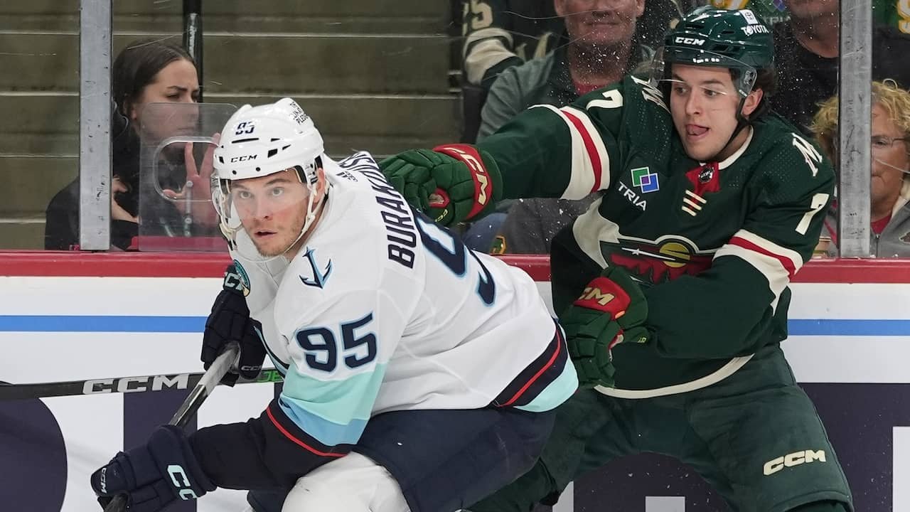 Burakovsky to play for Sweden at Worlds