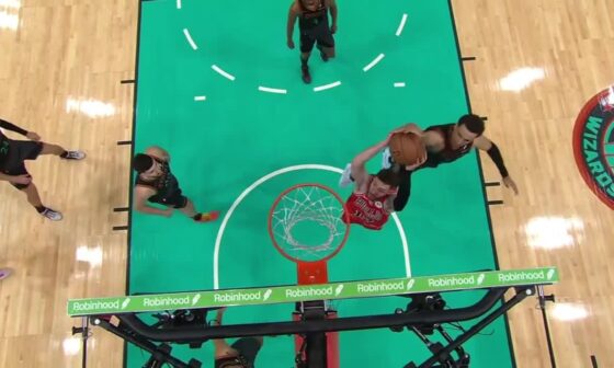 [Highlights] Patrick Baldwin Jr. with a superb chasedown block on Omurlap Bitim's dunk attempt, and Corey Kispert converts a 3-pointer at the other end (with a replay).
