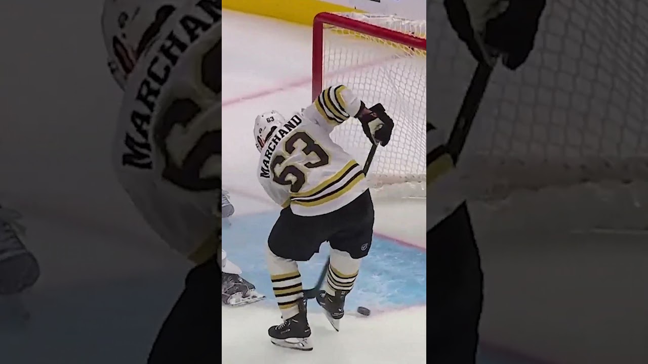 A brick WOLL out there! 🧱🥶😱