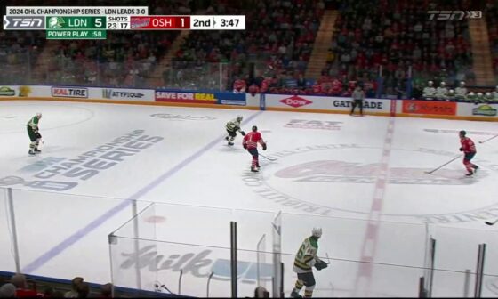 [TSN] SIMPLY UNSTOPPABLE. Easton Cowan puts the London Knights up by five with his FOURTH point of the night 😱.