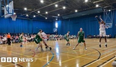 Basketballer dies after mid-game collapse