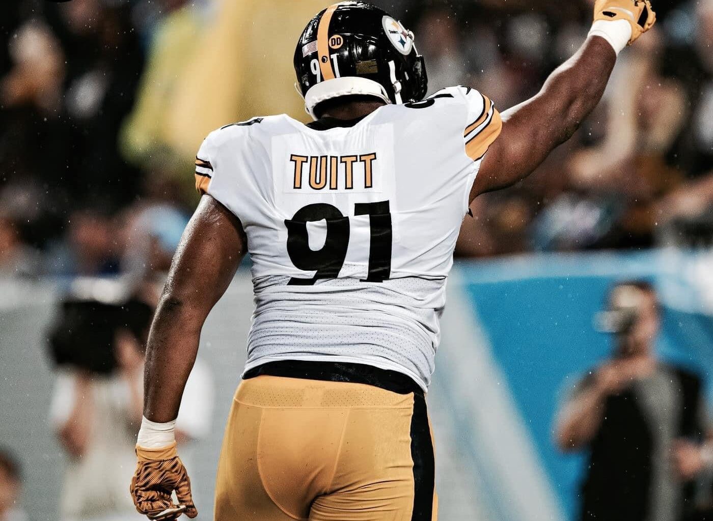 HAPPY BIRTHDAY STEPHON TUITT. WHO ELSE MISSES THIS DUDE