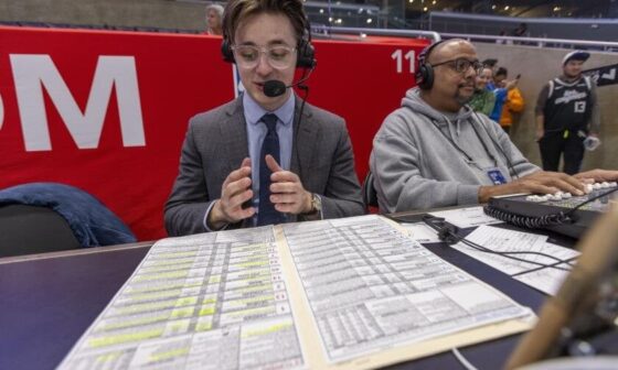 Nice article today on Carlo Jiménez, Clippers new radio announcer