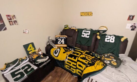 Packers fans, we liking the decorations?