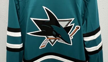 I actually prefer the fit and feel of Fanatics over Adidas. Both were 30% off, so i had to get them.