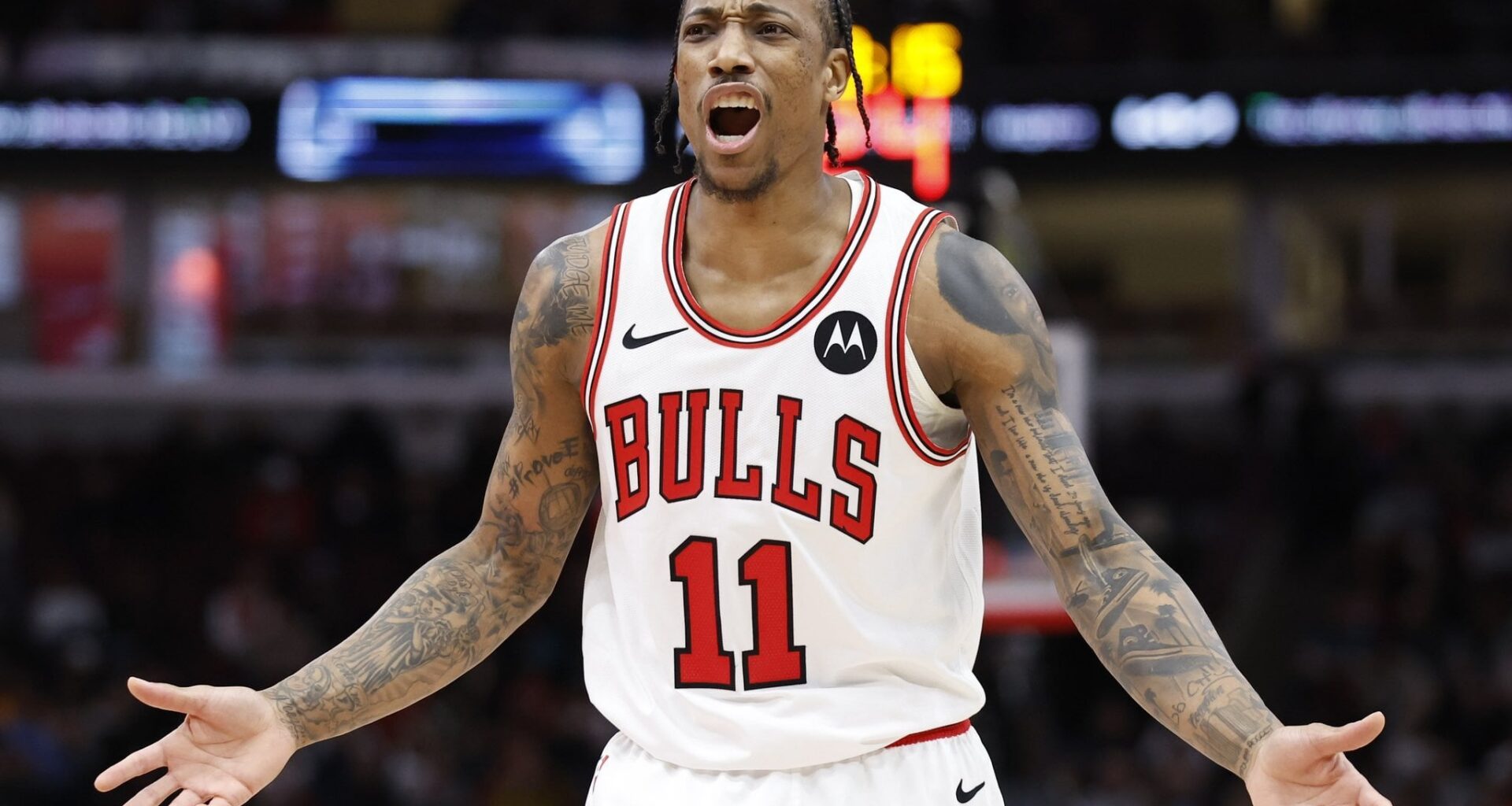 [@esidery] Little momentum exists between the Bulls and DeMar DeRozan on an extension before he enters unrestricted free agency, per @KCJHoop (nbcsportschicago.com/nba/chicago-bu…).  DeRozan instantly becomes one of the best available free agents if he’s unable to agree on a new deal with Chicago.