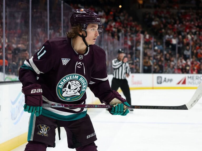 [The Score] Report: Ducks listening on Zegras offers