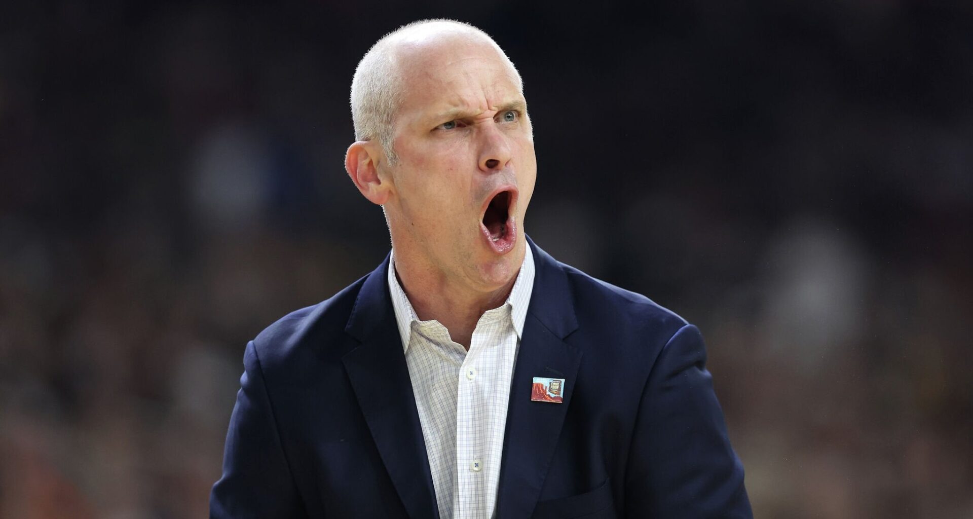 Dan Hurley turns down Lakers job to return to UConn men's basketball team