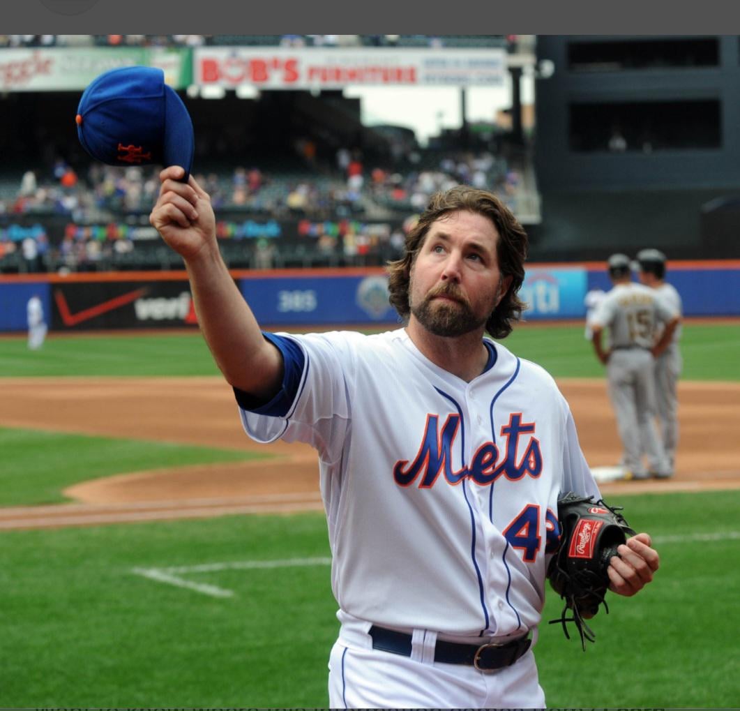 The Mets got the best out of this guy! Definitely will remember his dominant season.