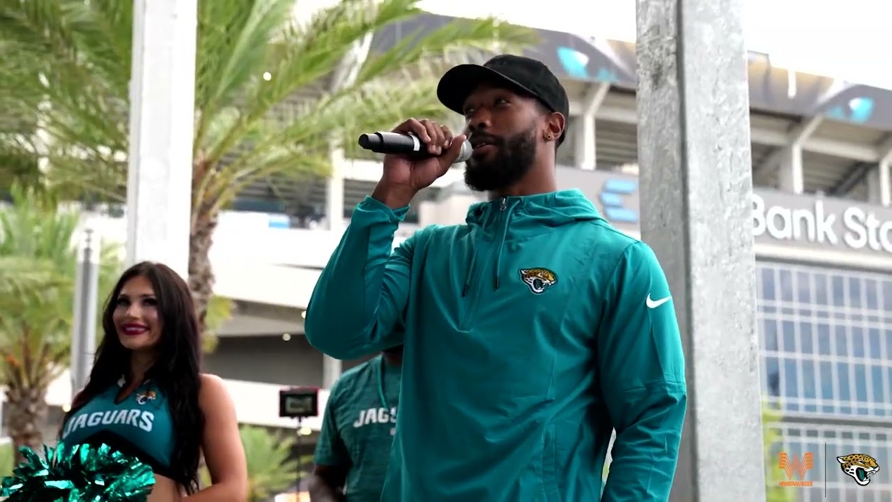 Prowler Throwbacks Event at Jaguars Pro Shop  🤩 | Jacksonville Jaguars