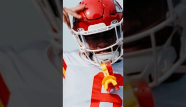 And just like that, the FULL squad has arrived! #Chiefs