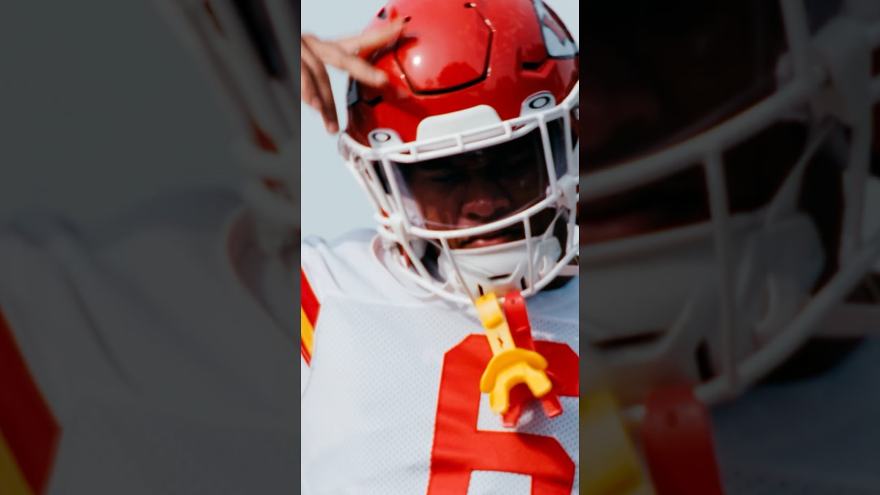 And just like that, the FULL squad has arrived! #Chiefs