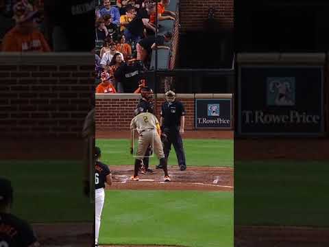 Seranthony Domínguez threw a 97.2 mph fastball through a hole behind home plate 😳