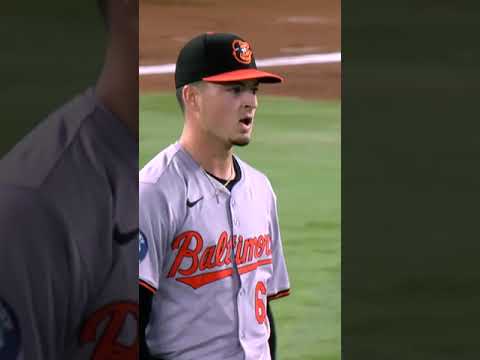 Gunnar Henderson with the glove  #mlbhighlights