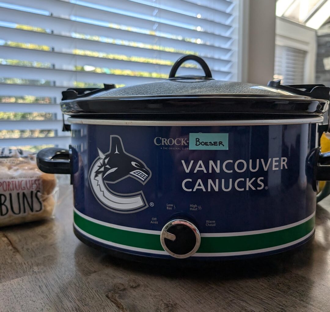 (#)6 hour pulled pork in the Crock Boeser™️ tonight