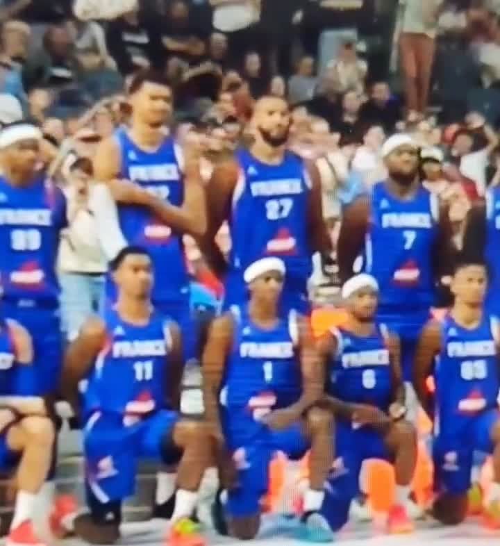 Rudy Gobert with the wholesome tip-toe joke to Wemby during photoshoot