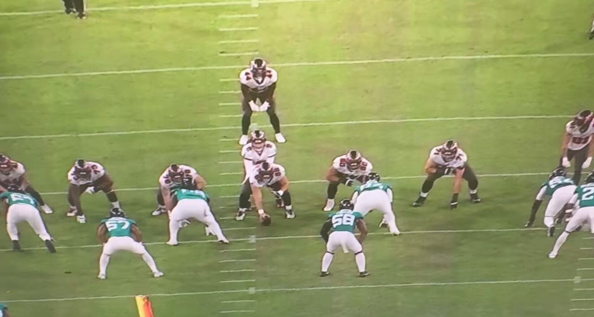 [Brian Baldinger] .@Buccaneers with 3 rookies playing on the interior of the O-Line @grahambarton53 @ElijahKlein79 #XavierDelgado  getting the job done. Havent seen 3 rookies play this well together on the inside all preseason #coaching #BaldysBreakdowns