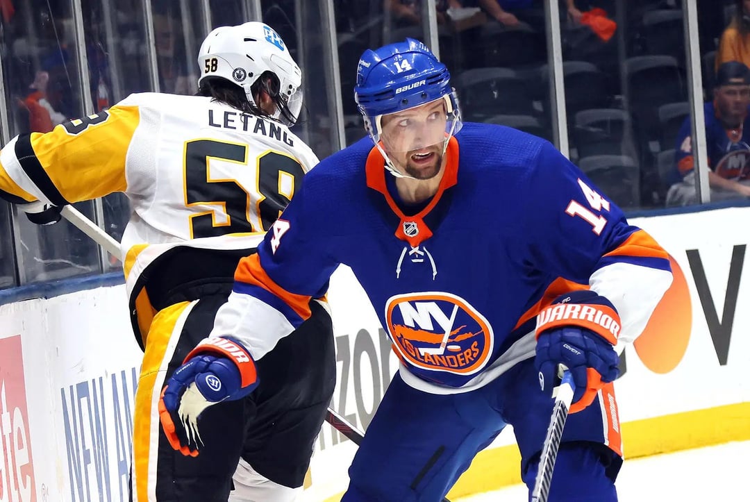Players on Unusual Teams: NY Islanders Edition